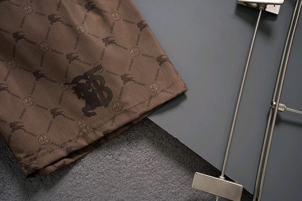 ブランドハーフパンツ角部分ディテール